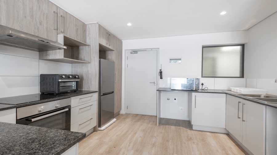To Let 1 Bedroom Property for Rent in Woodstock Western Cape